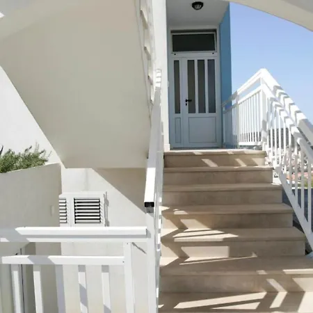 Trogrli - With Balcony And Sea View 公寓 *