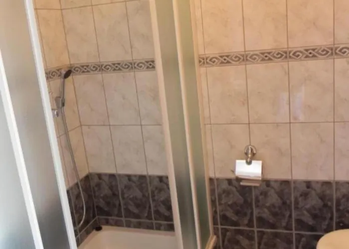 Trogrli - With Balcony And Sea View