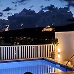 Trogrli - With Balcony And Sea View Hvar Town