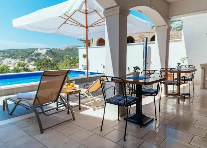 公寓 Trogrli - With Balcony And Sea View *